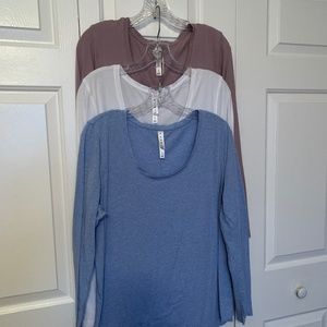 3 Core 10 Women's Long Sleeve, Scoop Neck, Yoga, Base Layer Shirt Underscrubs XL